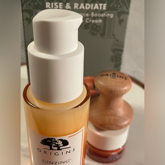 Origins | Rise & Radiate GinZing Radiance-Boosting Serum & Eye Cream Set | NIB - Picture 11 of 12